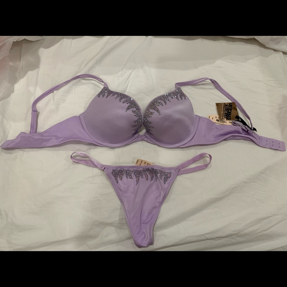 Victoria’s Secret Bra